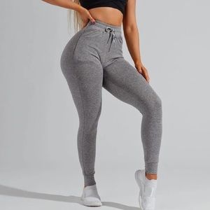 Buffbunny jewel jogger